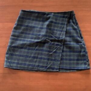 Hollister Plaid Skirt size Large